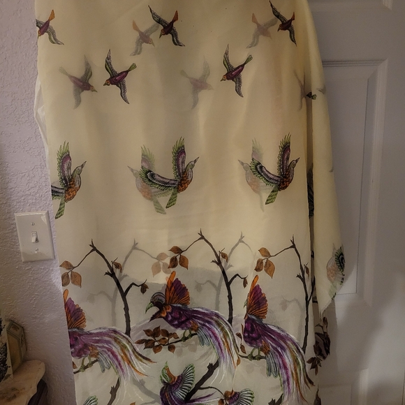Vintage Colorful Bird Print Fabric - Picture 2 of 11